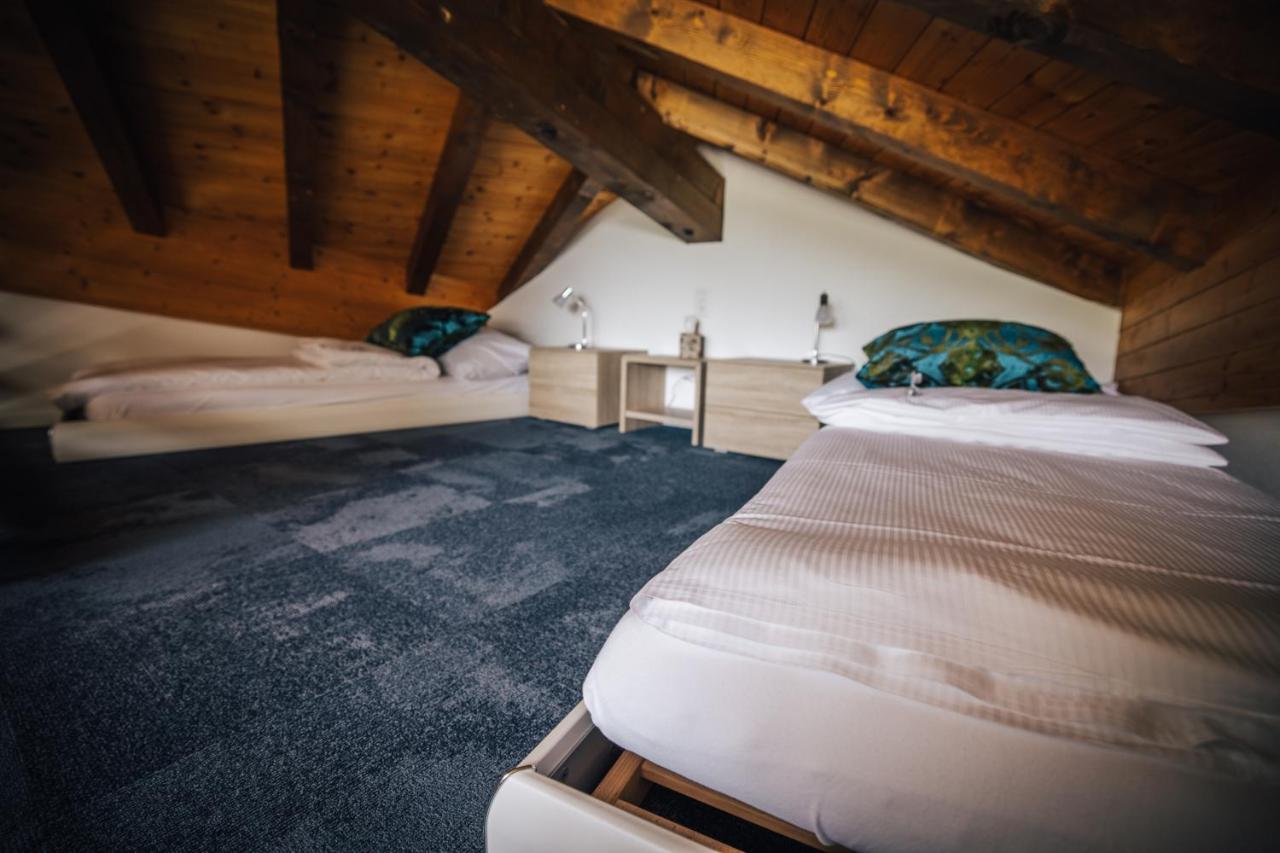 Hotel Christania à Fiesch Extérieur photo